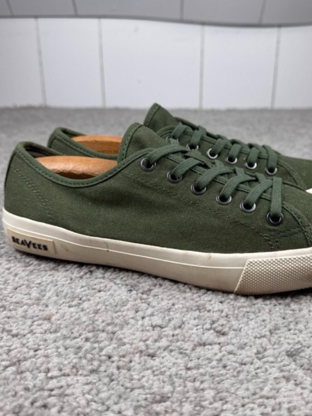 SeaVees Monterey Standard Canvas Cotton Sneakers Green Men’s Size 8.5 US